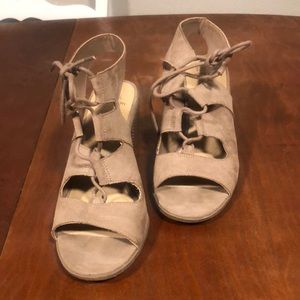 Women memory foam time and try size 7 1/2 W